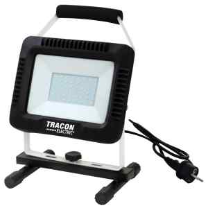 Tracon RSMDAW30W Hordozható LED szerelő fényvető 220-240 VAC,30W,2400lm,IP65,4000K,EEI=G