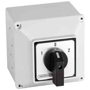 Tracon TK-326/4T Tokozott kézikapcsoló,BE-KI 400V,50Hz,32A,4P,11kW,64×64mm,60°,IP44