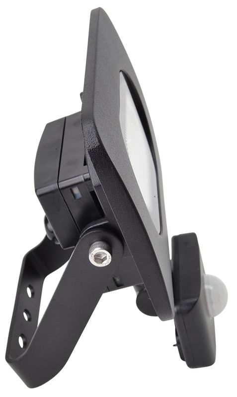 Tracon RSMDLM20H SMD fényvető mozgásérzékelővel,fekete 220-240V,20W,4000K,IP65,1600lm,120°,10s-7min,3-10m,EEI=G - Image 3