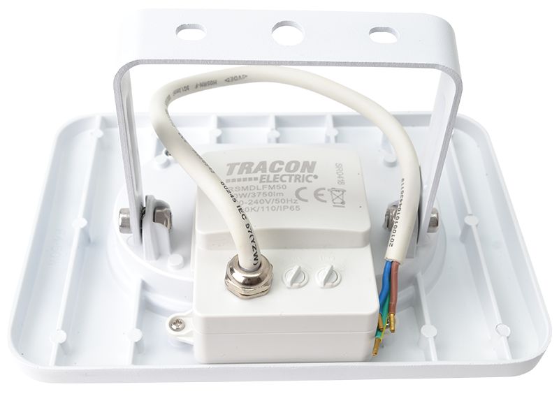 Tracon RSMDLFM50 SMD fényvető mozgásérzékelővel,fehér 50W,4000K,IP65,220-240V AC,4000lm,110°,3-10m,EEI=G - Image 4