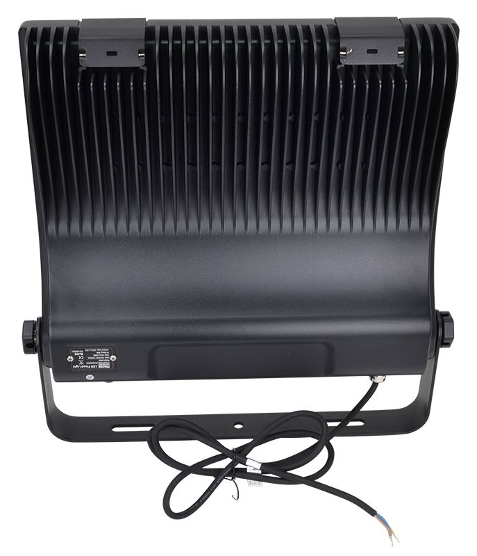 Tracon RHISA240W LED fényvető,aszimmetrikus 100-240VAC,50/60Hz,240W,32.400lm,4000K,IP66,EEI=D - Image 2