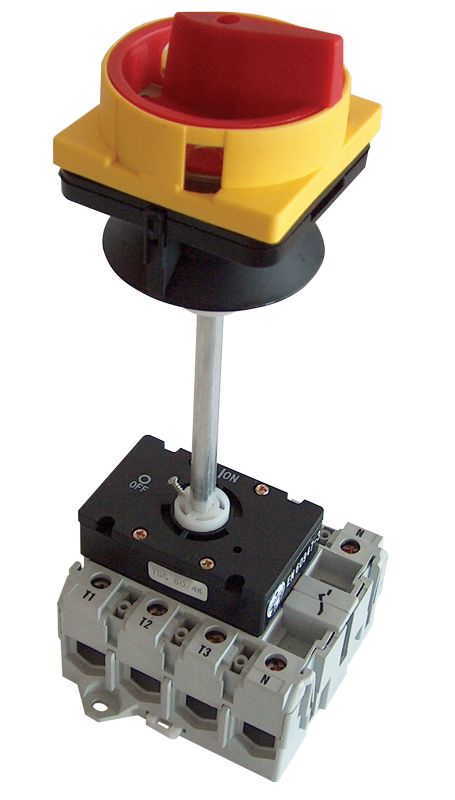 Tracon TSS-32/3K Biztonsági lakatolható szakaszoló kapcsoló ajtókupplunggal 400V,50Hz,32A,3P,7,5kW,64×64mm