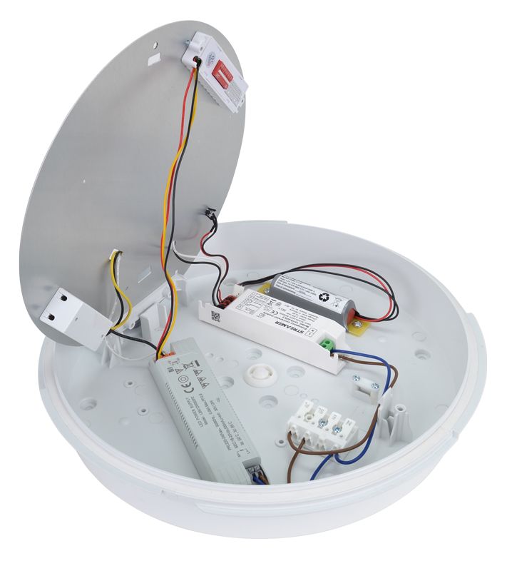 Tracon ADAMSE17W Falon kívüli védett LED világítótest,inverter,m.érzékelő 230VAC,17/2W,1600/140lm,1h,3000-6500,1-8m,10s-12m,IP54,EEI=E - Image 4